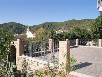 & - Residenza Locci Aparthotel 3*