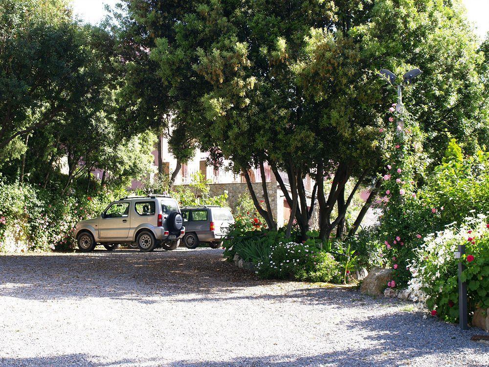 Aparthotel & - Residenza Locci